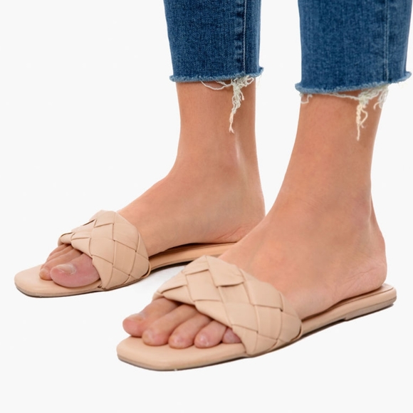 Matisse | Shoes | Matisse Coconuts Nude Leather Sweet Pea Sandals Slides 9  | Poshmark